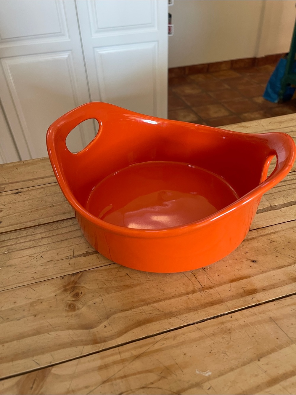 Rachael Ray Bright Orange Ceramic Bowl with Side Handles